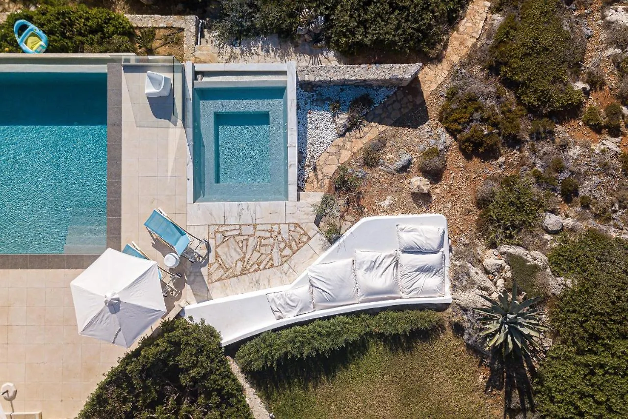 Villa Chryssi Tersanas 0*,  Greece